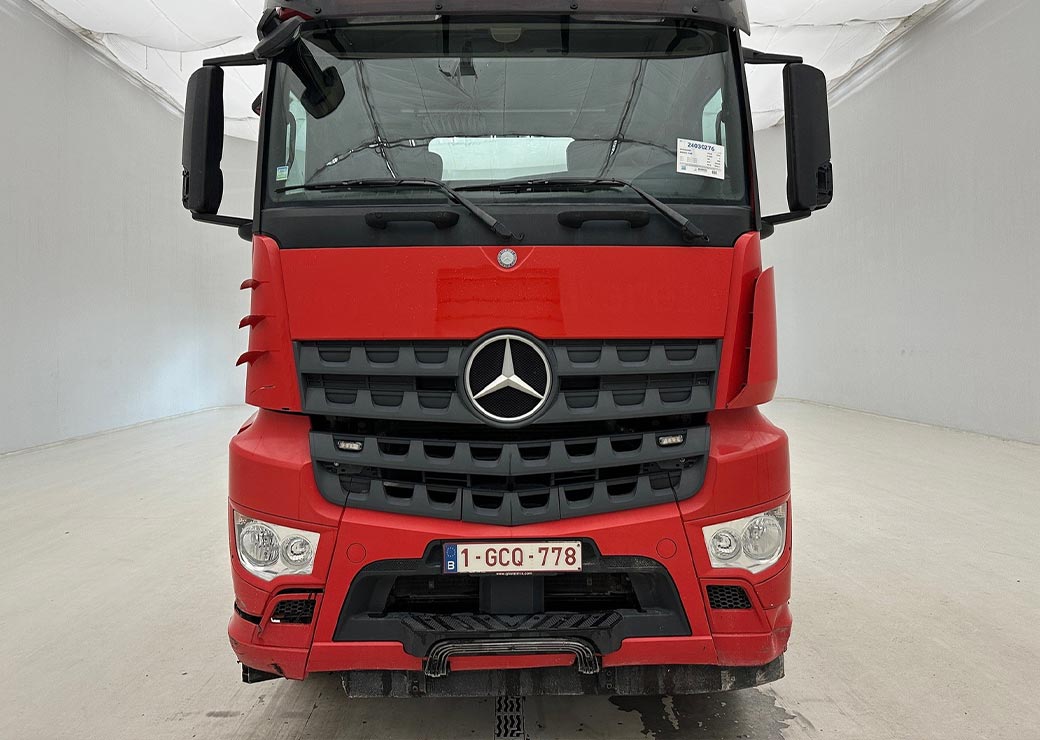 کامیون کمپرسی Mercedes-Benz Arocs 3343 K 6x4