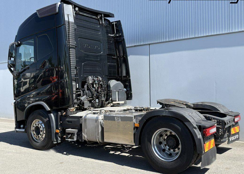 کشنده ولوو Volvo FH 460 Globetrotter
