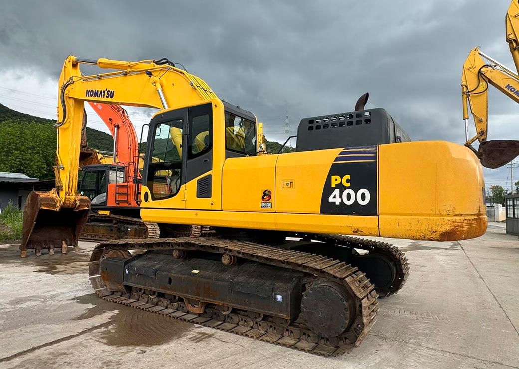 بیل مکانیکی چرخ‌زنجیری Komatsu PC400-8R