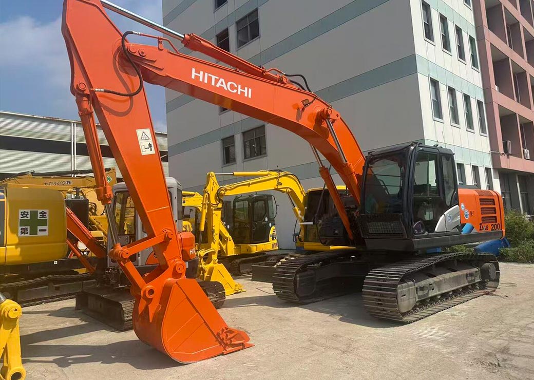 بیل مکانیکی زنجیری هیتاچی Hitachi ZX200