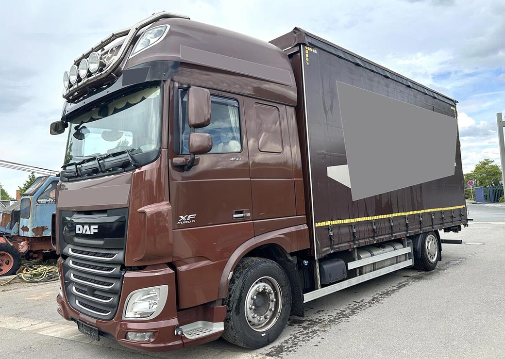 کامیون چادری DAF XF 460 FA