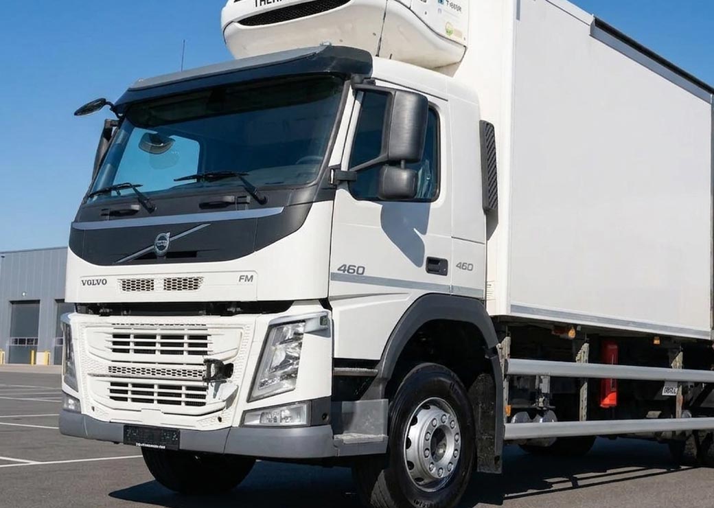 کامیون یخچالدار Volvo FM 460 Kühlkoffer Unfall Getriebeschaden
