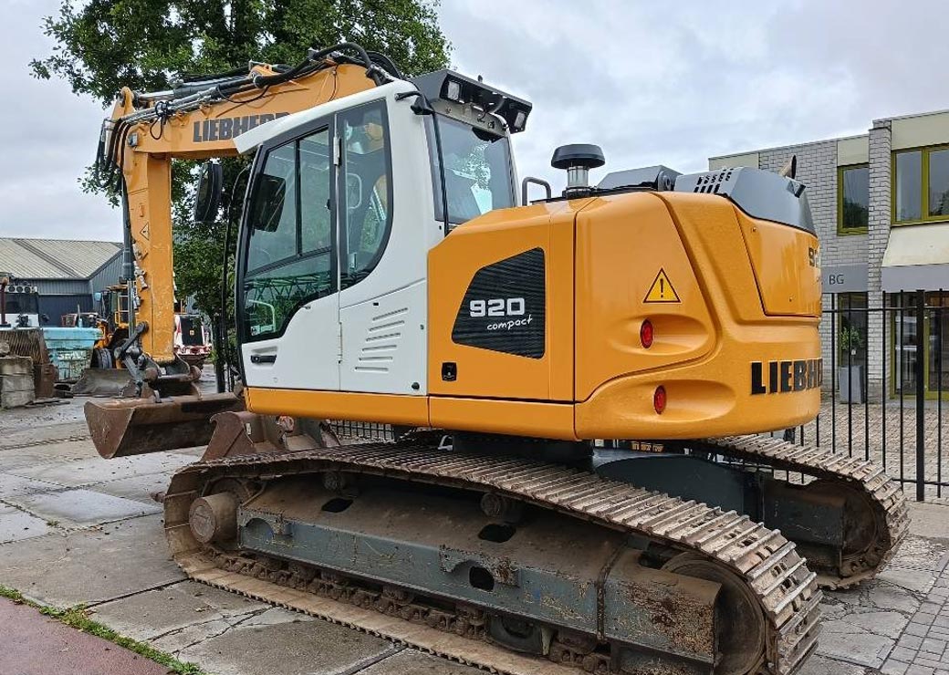 بیل مکانیکی Liebherr R 920