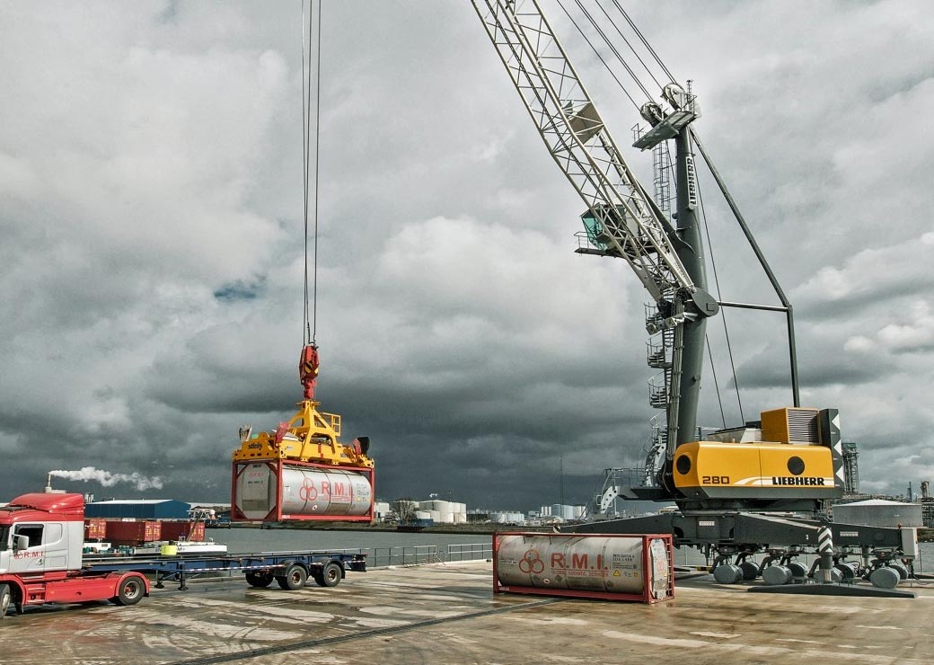 جرثقیل دریایی Liebherr LHM 280