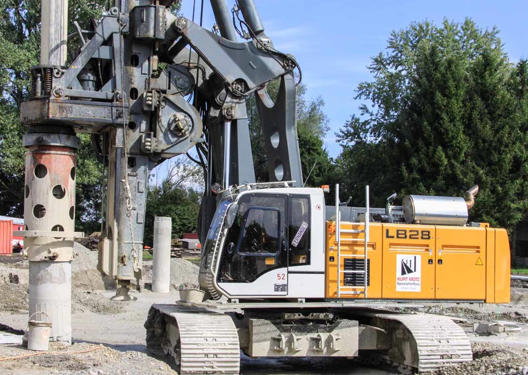 دستگاه حفاری شمع Liebherr LB 28
