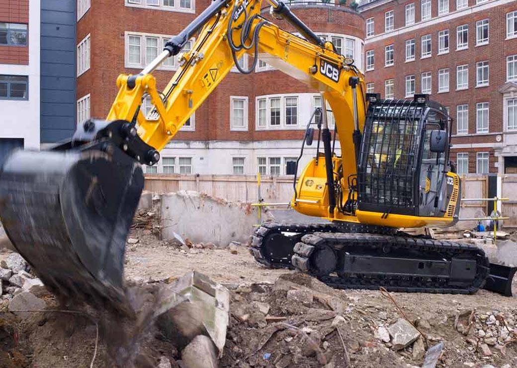 بیل مکانیکی JCB JS130