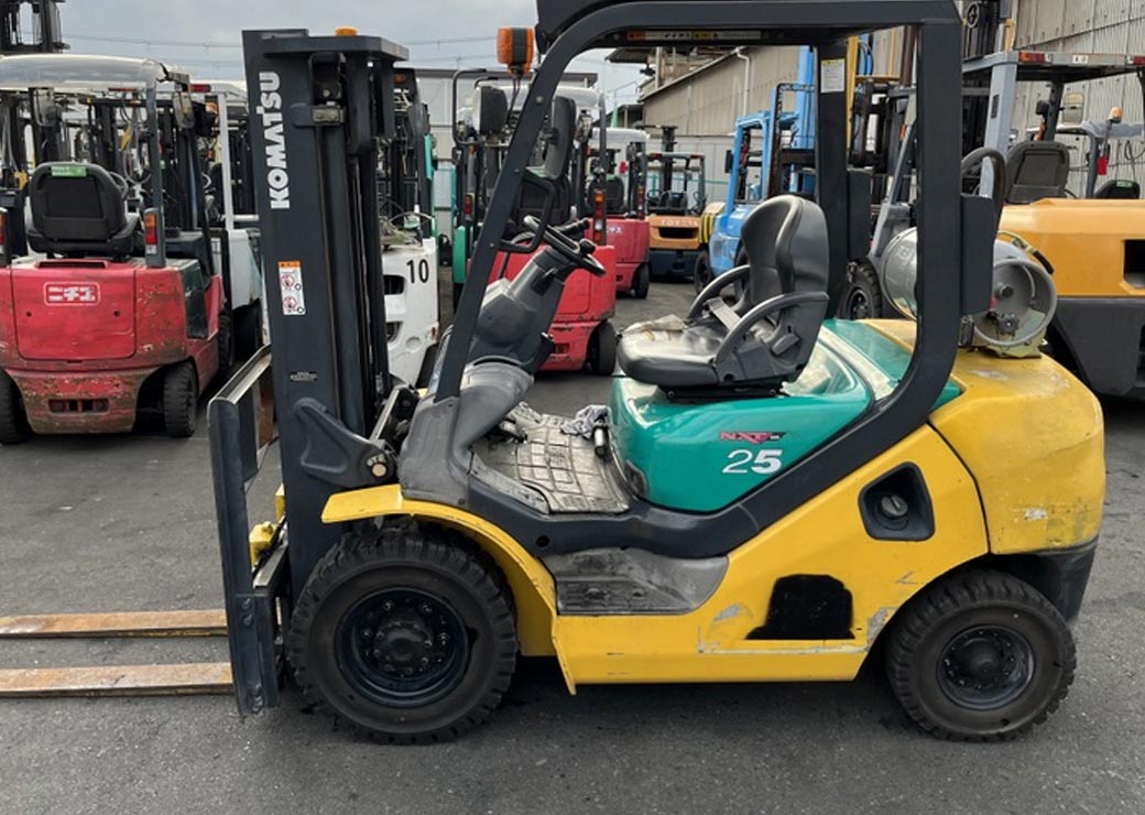 لیفتراک Komatsu FG25T-16