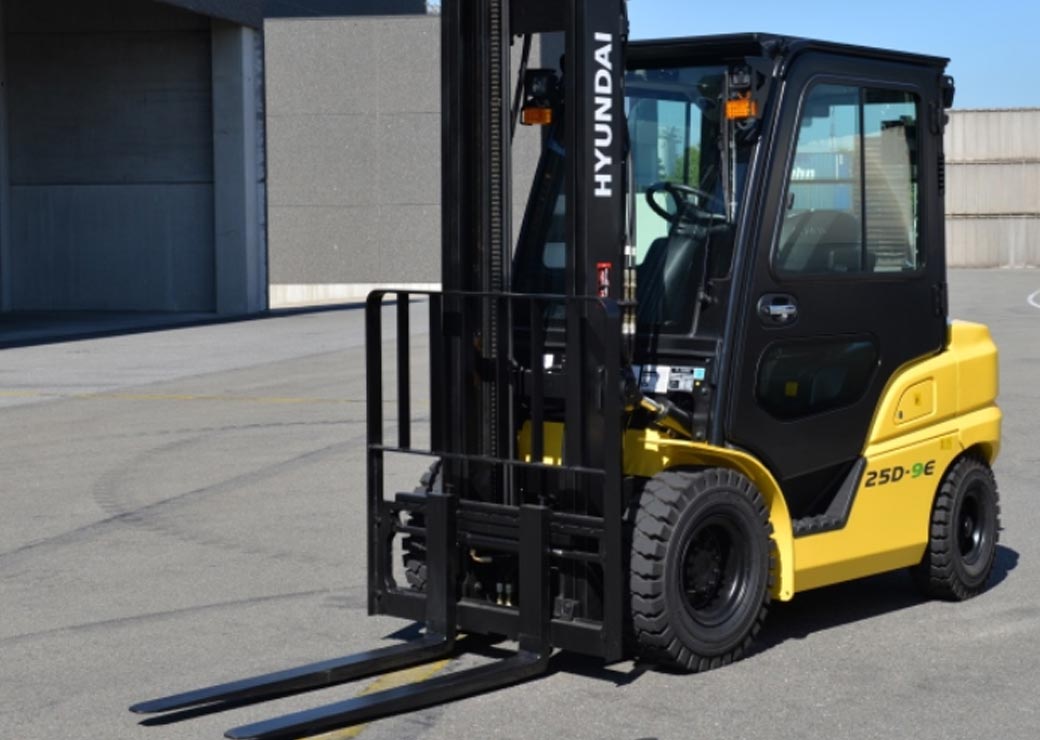 لیفتراک دیزلی Hyundai 25D-9
