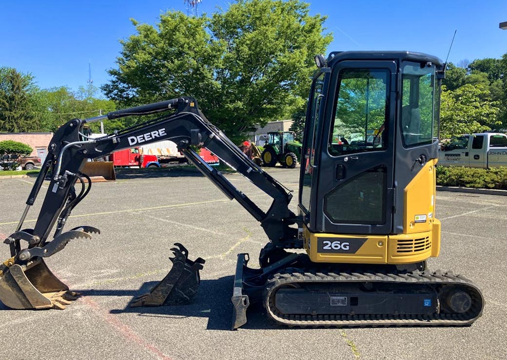 مینی بیل John Deere 26G