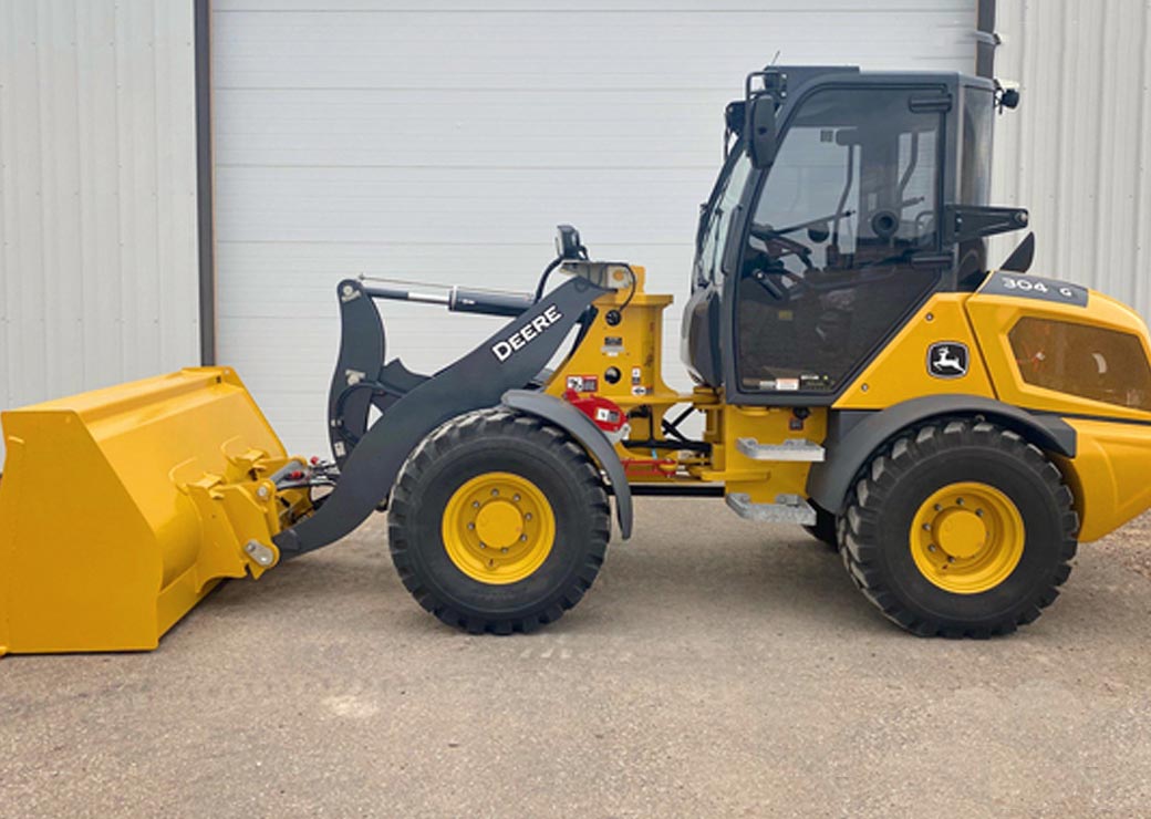 لودر John Deere 304